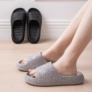 Fashion Cartoon Animal Home Slippers New Thick-soled Non-slip Floor Bathroom Slippers For Women Men Casual Couple House Shoes