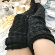 Cargar imagen en el visor de la galería, Knitted socks over the knee lengthened stockings
