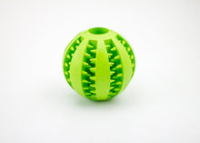 Cargar imagen en el visor de la galería, Rubber Mint Feeding Ball Built-in Food Storage Bin
