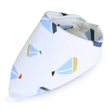 Cargar imagen en el visor de la galería, Cotton triangle towel baby child cartoon saliva towel
