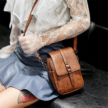 Load image into Gallery viewer, Vintage Large Capacity Phone Bag Crossbody Bag Shoulder Bag With Detachable Strap

